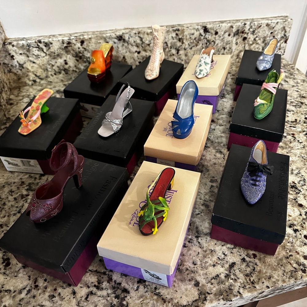 Just the Right Shoe - Lot, 11 total with boxes